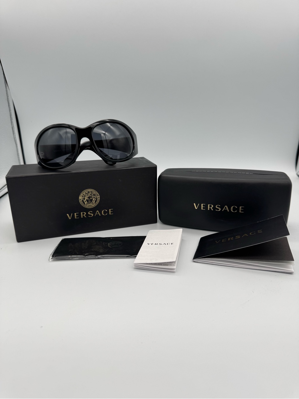 Discontinued Versace Oversized Black Shield Sunglasses Medusa Logo Full Set Nos